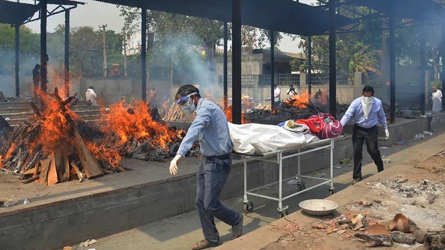 聾啞男火化前一刻「翻生」惜仍救不回，3名醫生被停職。(X)