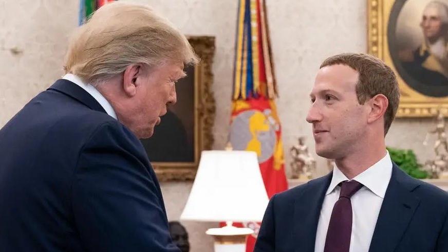 朱克伯格感恩節前到海湖莊園晤特朗普，馬斯克笑翻。(X)