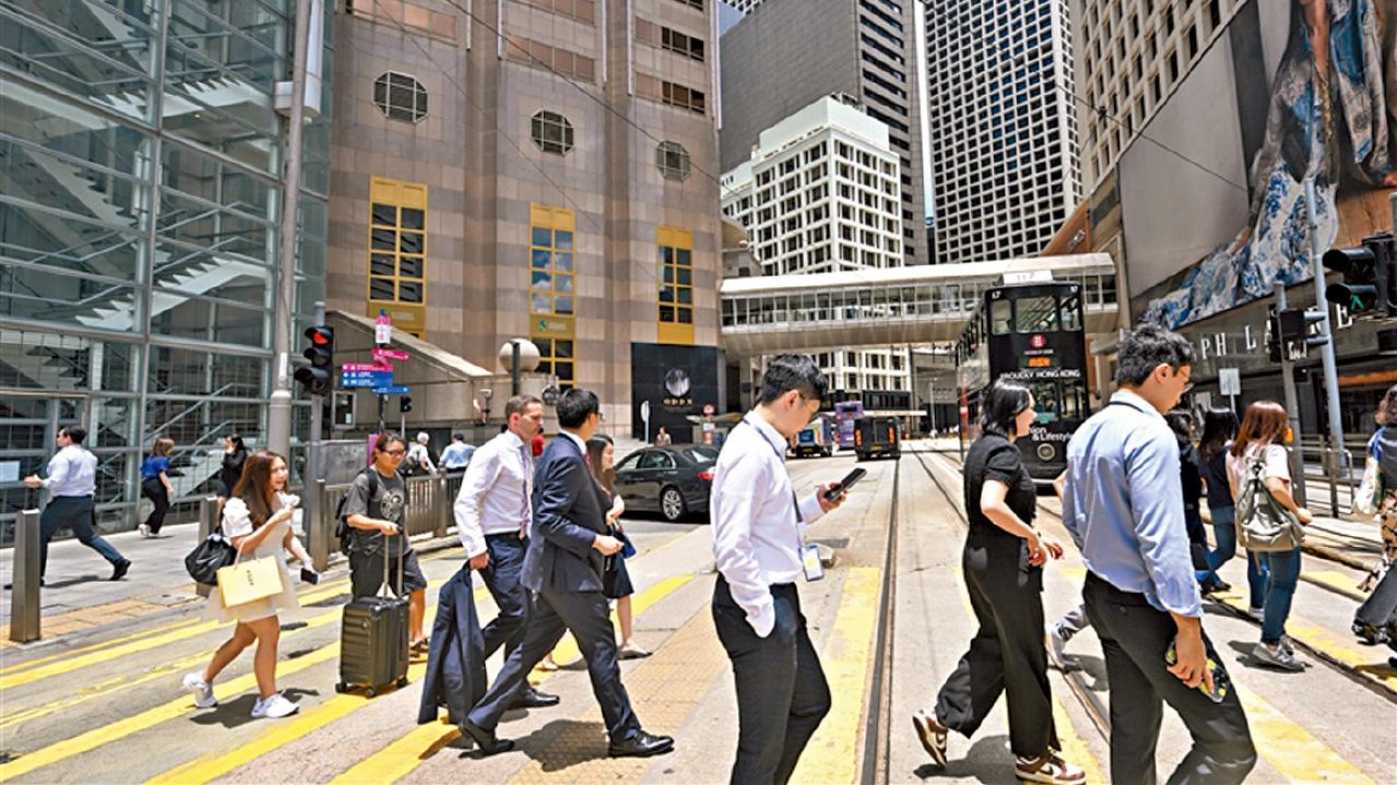 最新失業率微升至3.1% 調查︰近五成企業維持現有編制