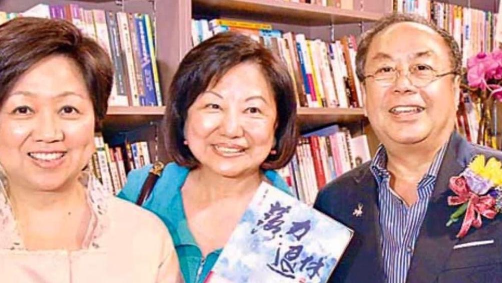 查史美倫和李麗娟參加《落力退休》的新書發佈會。