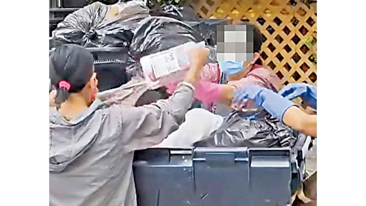 3婦疑垃圾桶執走過期食物  目擊者：地點在港島區