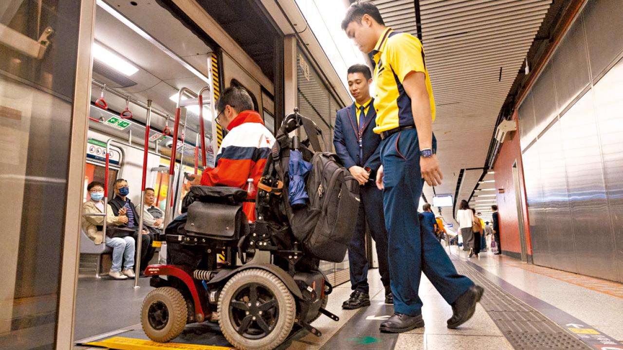 協助輪椅或聽障者出行 港鐵「關愛共乘」程式將升級