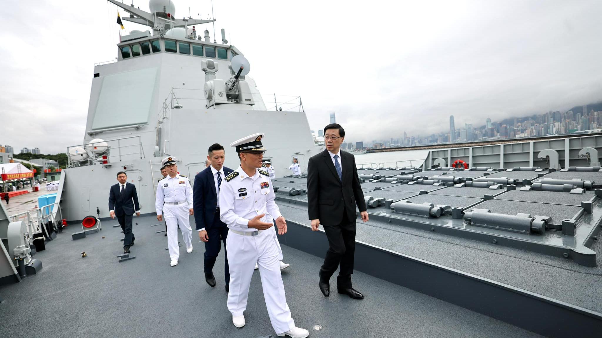 李家超歡迎「三一」艦編隊訪港　增強市民尤其年輕一代民族自豪感