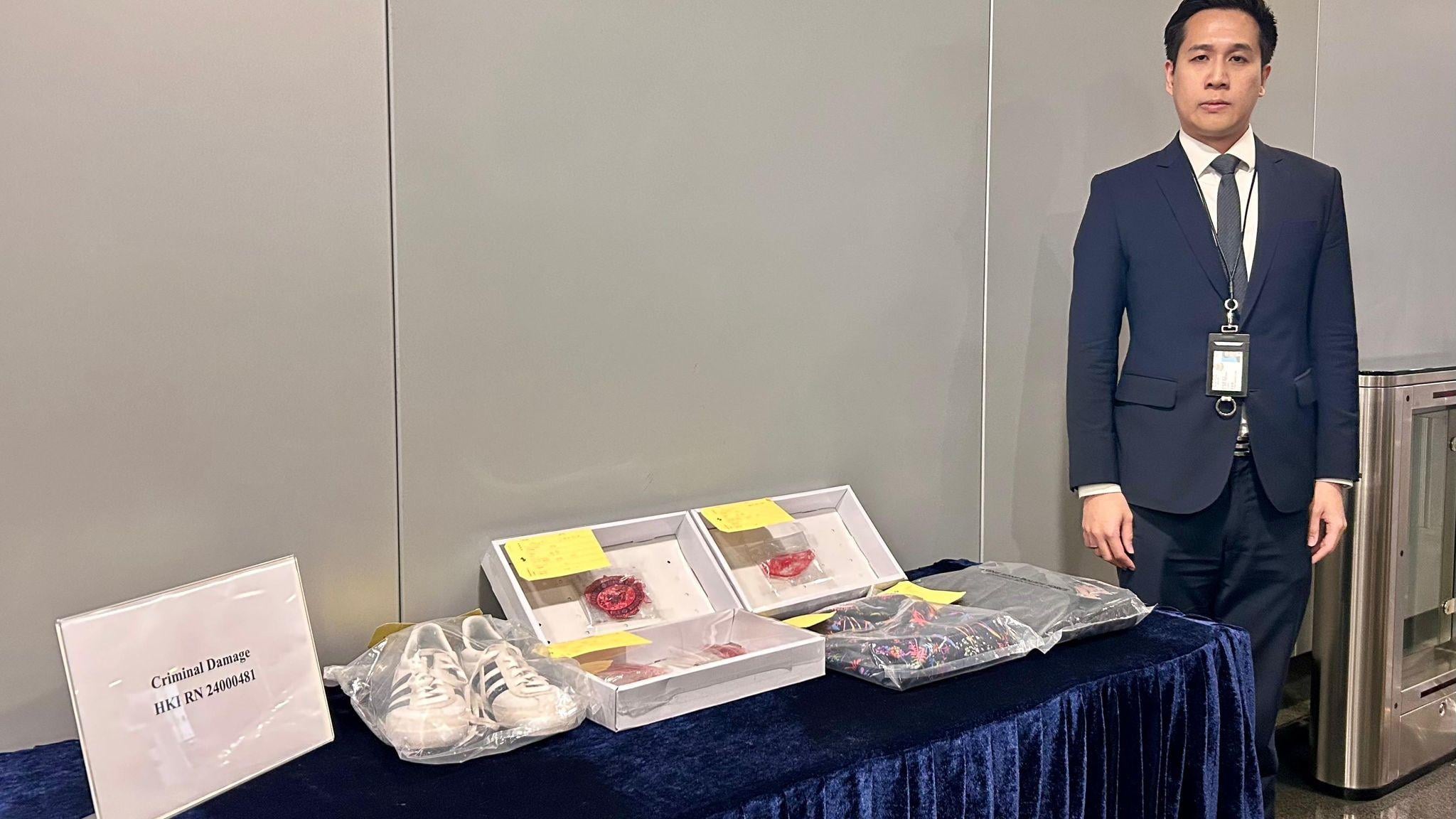 46歲女子涉向政總投擲漆油彈被捕　警方料與情緒及家庭生活有關