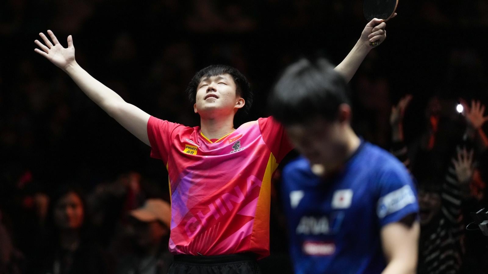 乒乓總決賽｜王楚欽完勝張本智和奪冠　王曼昱問鼎女單