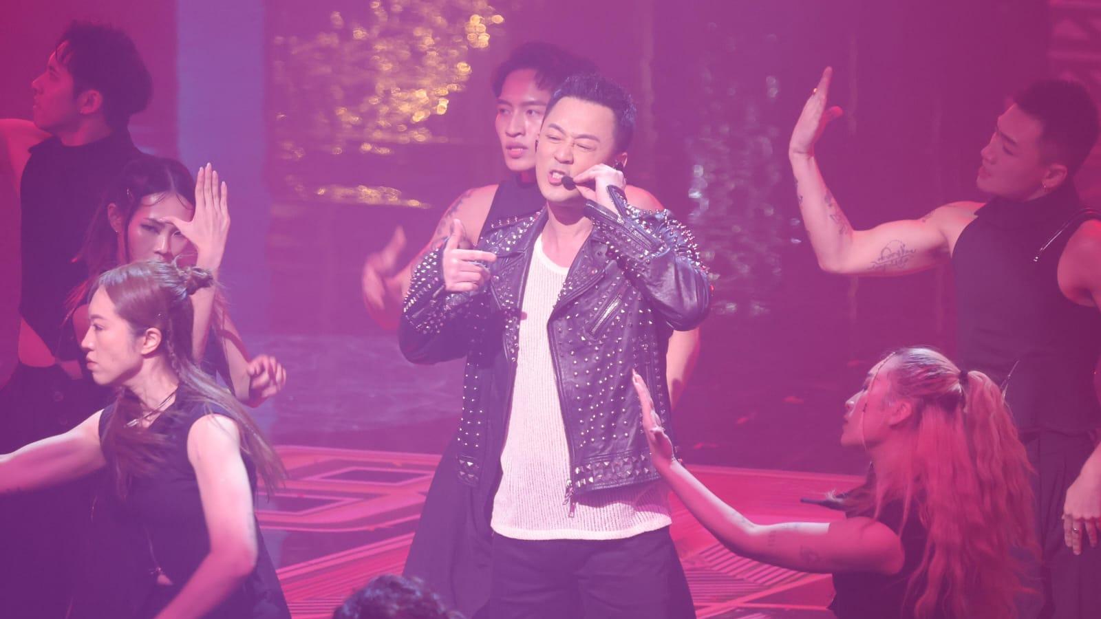 萬千星輝賀台慶｜林峯壓軸表演全場high爆 網民︰勁過MIRROR幾條街