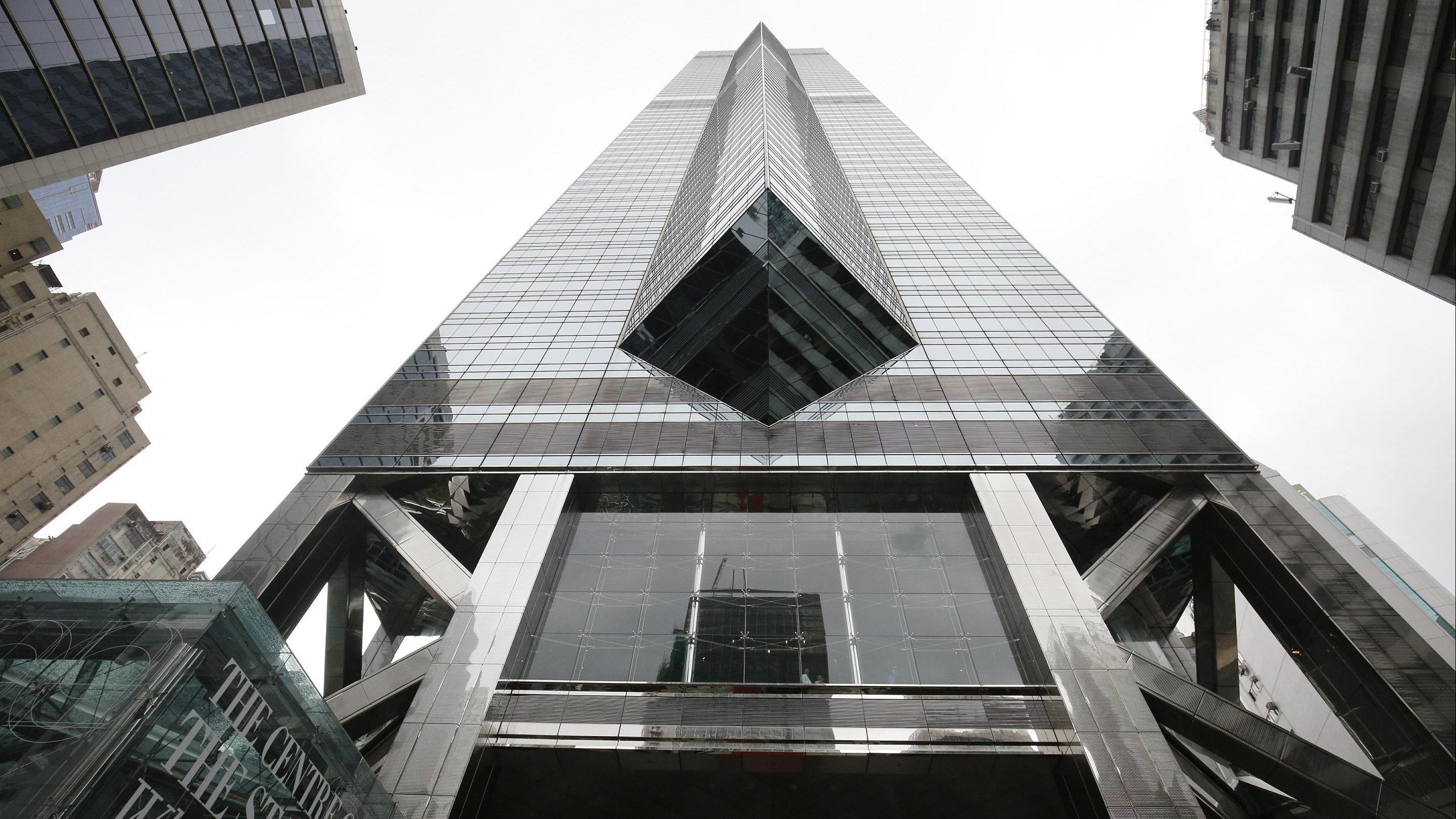 據彭博引述消息指，內房佳兆業傳以約5億放售中環中心30樓全層總部辦公室。(資料圖片)