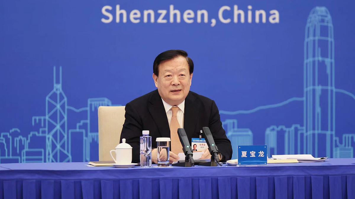 夏寶龍稱港不能只靠傳統優勢發展　需建設好海陸空三個「港」