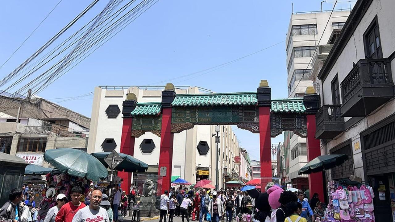 秘魯目前有約300萬華人，佔總人口大約10%，主要來自廣東。（港台圖片）