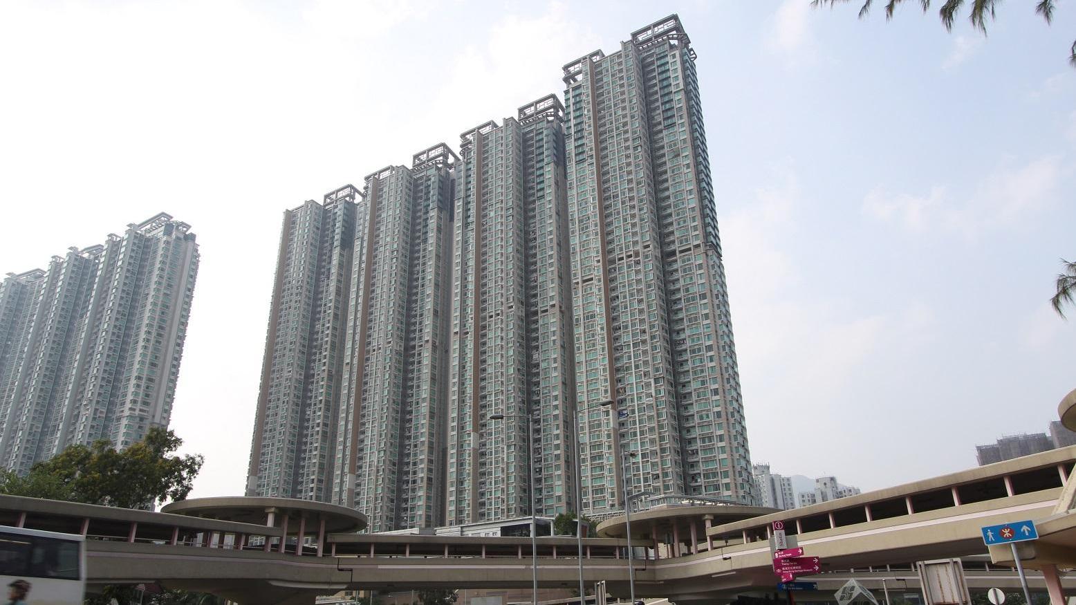 大圍名城3期盛世套三房戶，獲外區客以960萬元承接，12年升值315萬元。