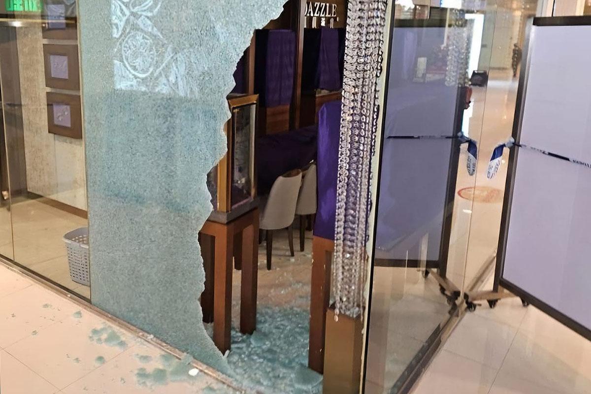 上水廣場有珠寶店遭爆竊。(網上圖片)