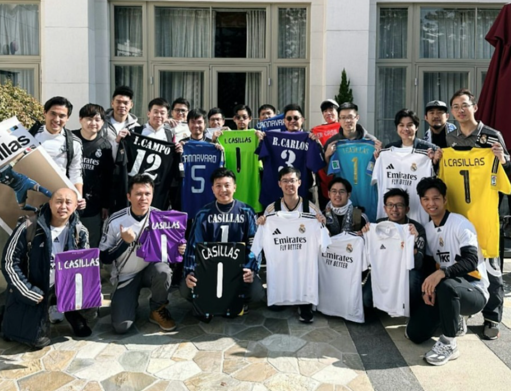 「皇馬球星對巴塞傳奇」表演賽的賽前見面會，有已購票的球迷未能與球員簽名合照。(IG圖片)