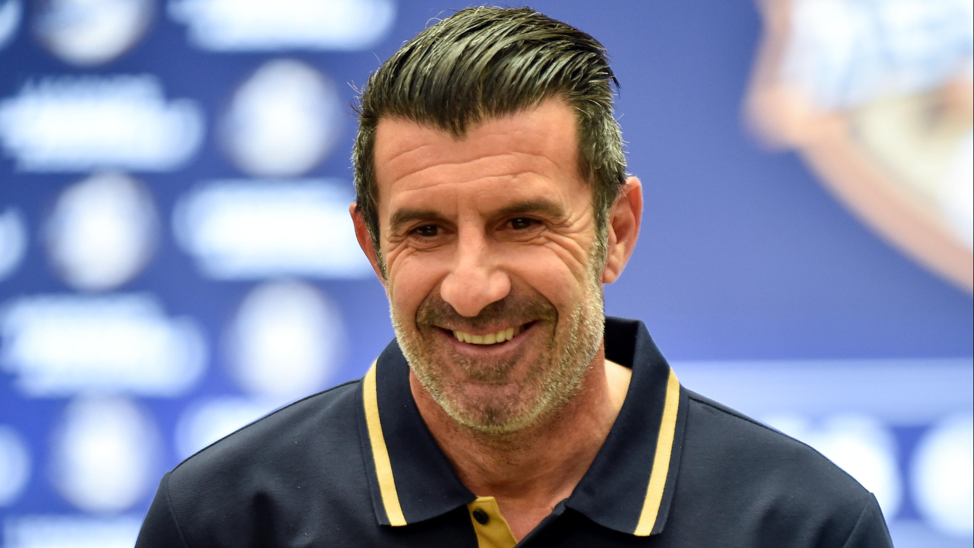 費高早前出席主辦單位的記者會。(新華社)