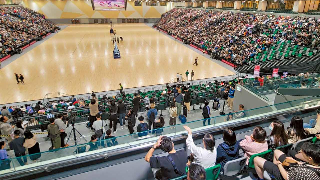 啟德體育園兩場館共同演練  1.2萬人參與模擬火警 疏散程序