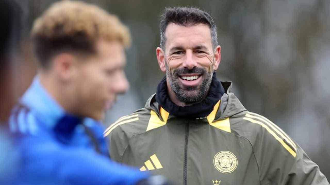 英超｜雲佬正式領軍 李城主攻「大」鬥鎚仔