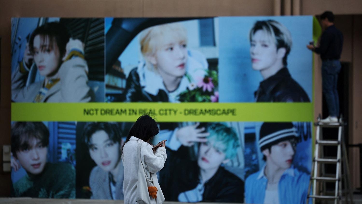 首爾街頭的KPOP廣告。(路透社)