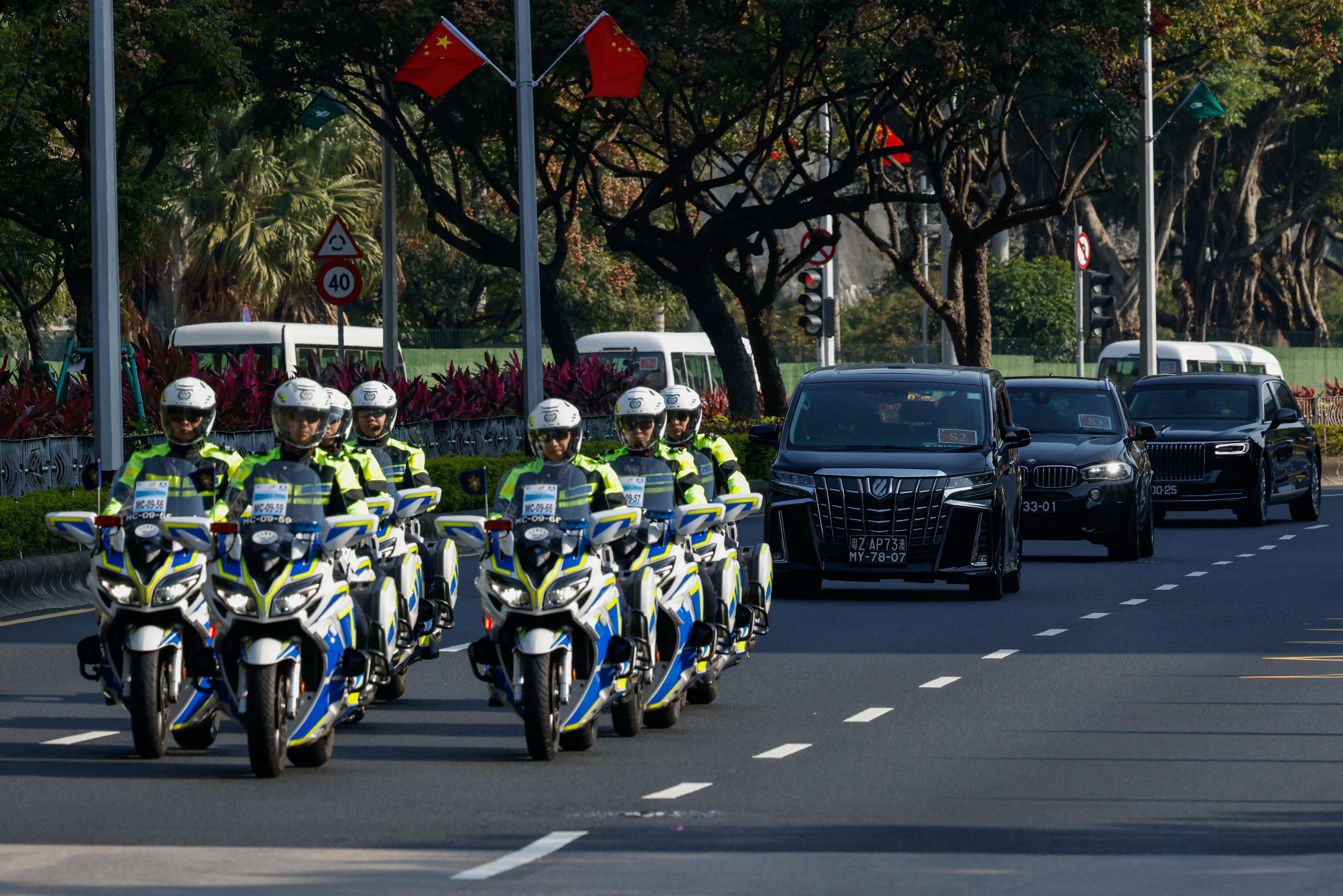 澳門回歸25周年｜習近平車隊前往考察澳門科技大學(路透社)