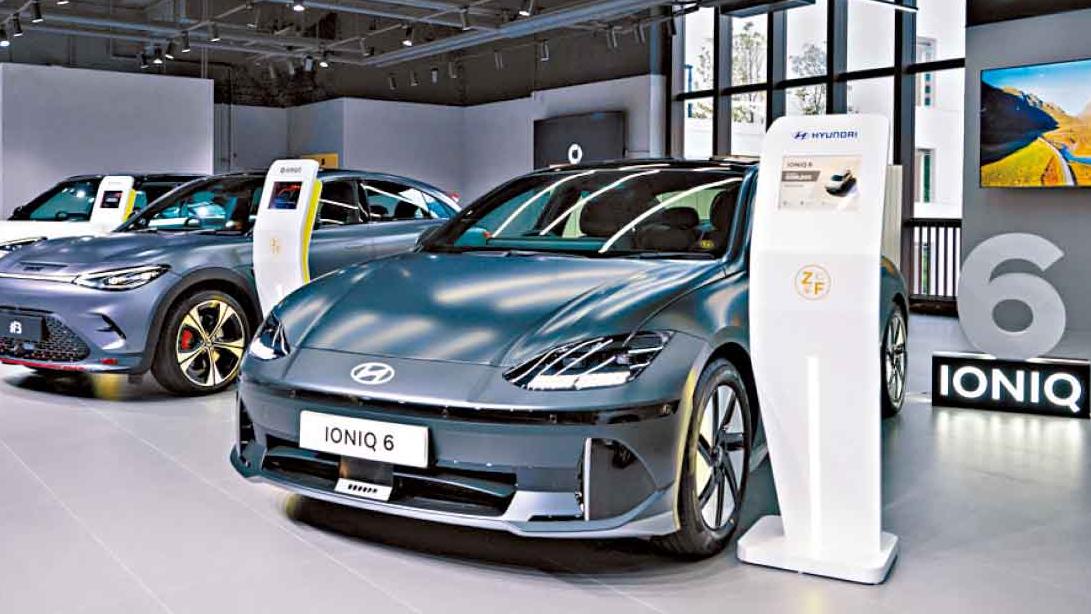 仁孚首個電動車體驗中心開幕 集三大人氣品牌