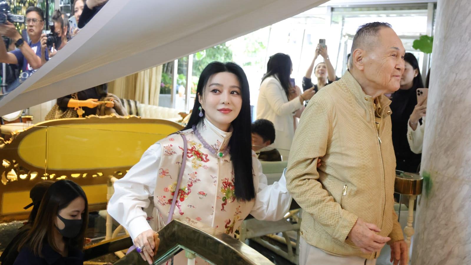 范冰冰戴過千萬珠寶與趙世曾開P 對瓊瑤離世感遺憾