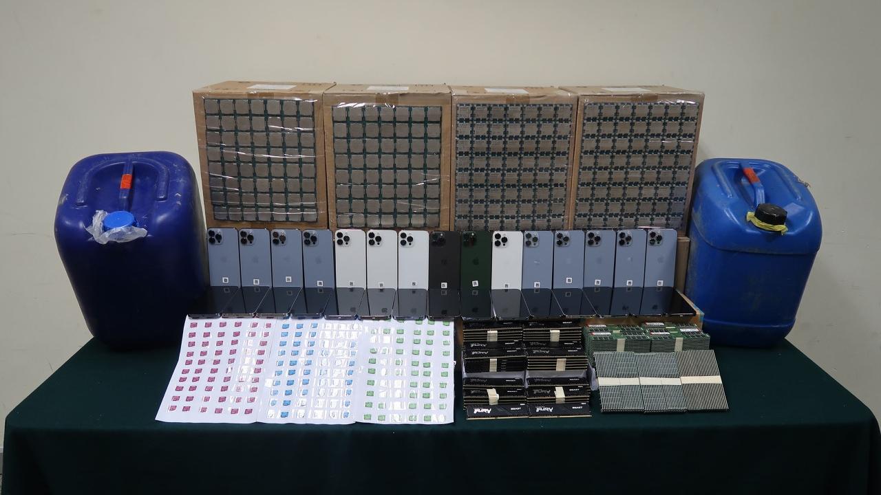 海關在流浮山破獲快艇走私案　檢690萬元走私貨物