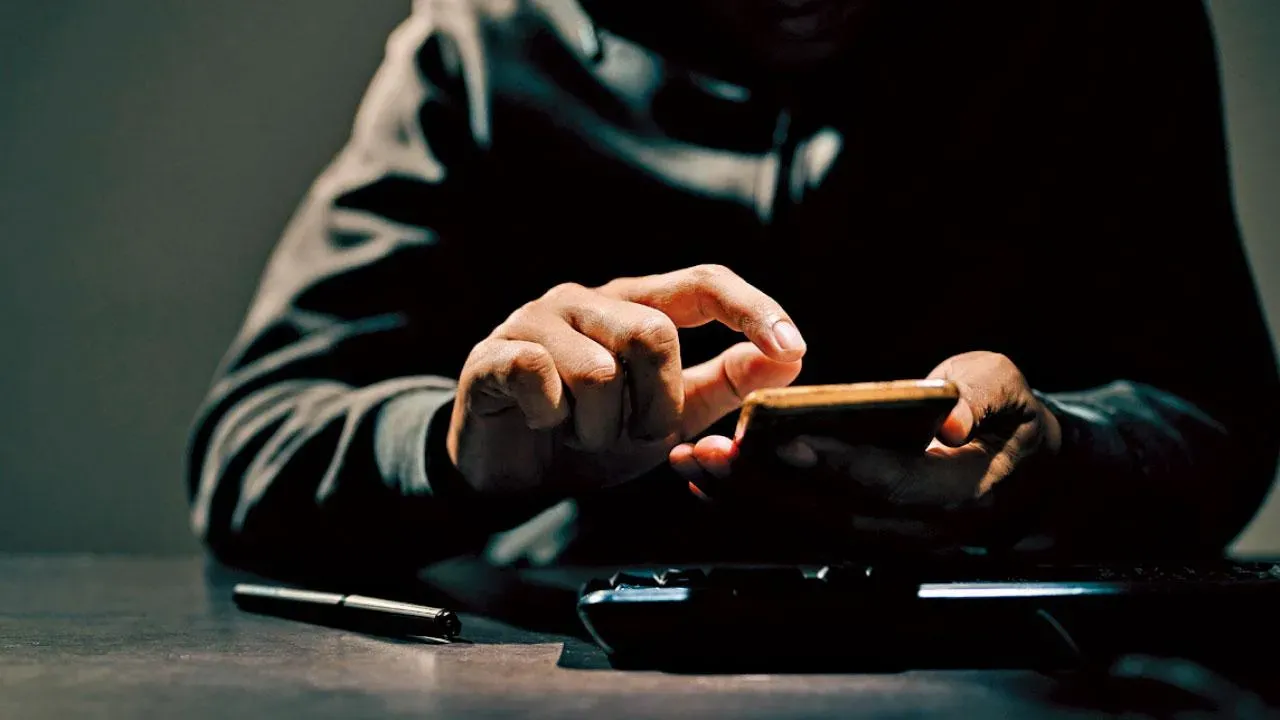 提防「白撞」訊息  