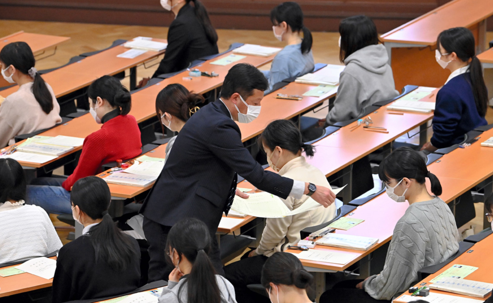 日本大學入學共通考試將於1月18日、19日進行，社交平台有歹徒號召於交通工具上猥褻考生，更稱之為「痴漢節」。(網上圖片)