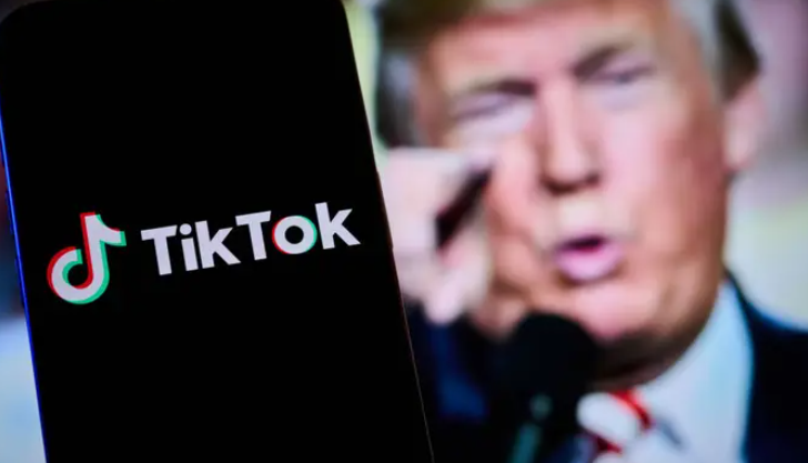 美國總統特朗普披露，微軟正洽談收購中國短片分享平台TikTok。