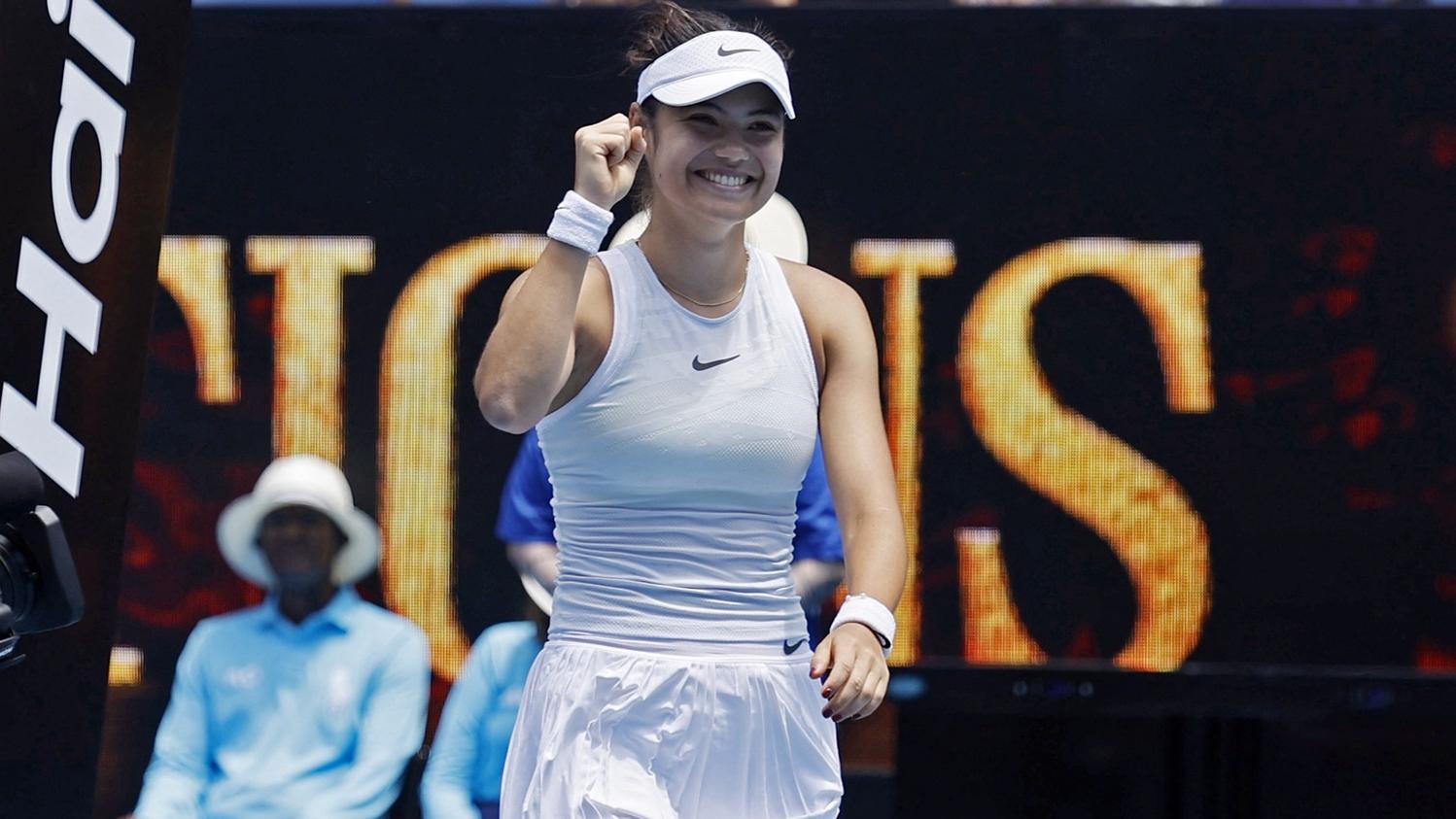 拉度卡露在澳網次圈擊敗美國球手晉級。(路透社)