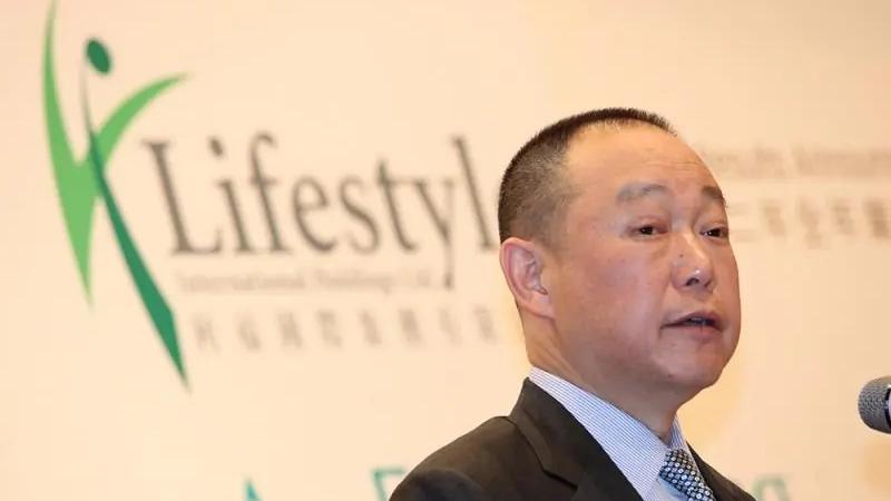 劉鑾鴻提高私有化作價 利福中國明復牌