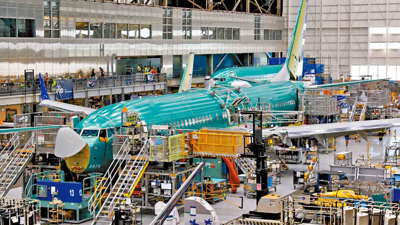 波音屋漏偏逢連夜雨