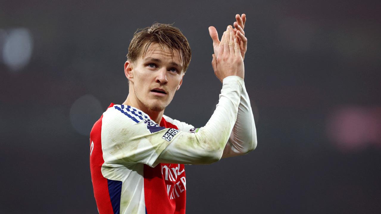 英足盃｜第3圈最強戲碼 「仙魔戰」鬥攻可期 阿仙奴激戰鬥曼聯