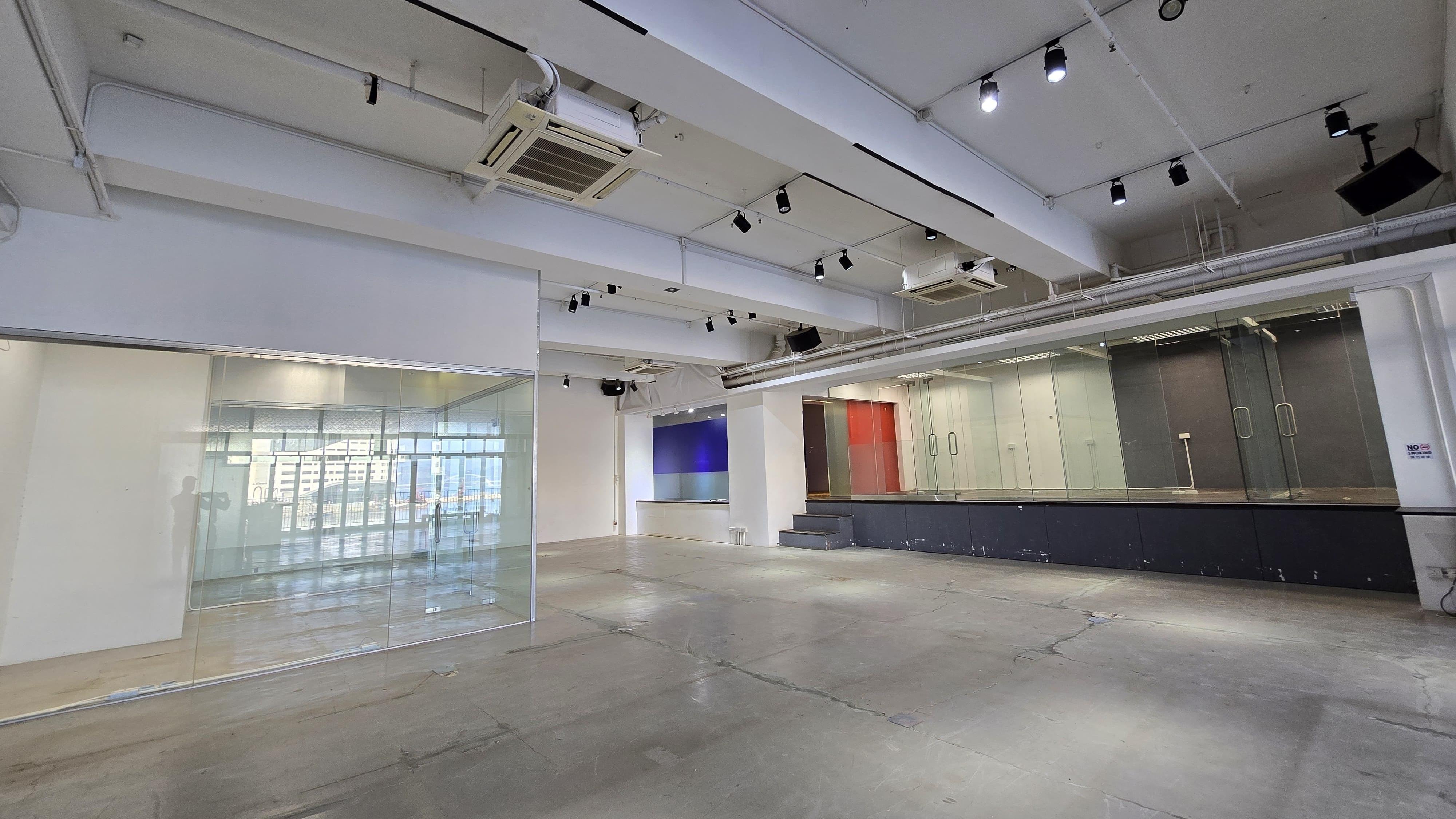 柴灣工業城低層單位可租可售 望海景及高樓底 意向呎價5700元｜工廈市況