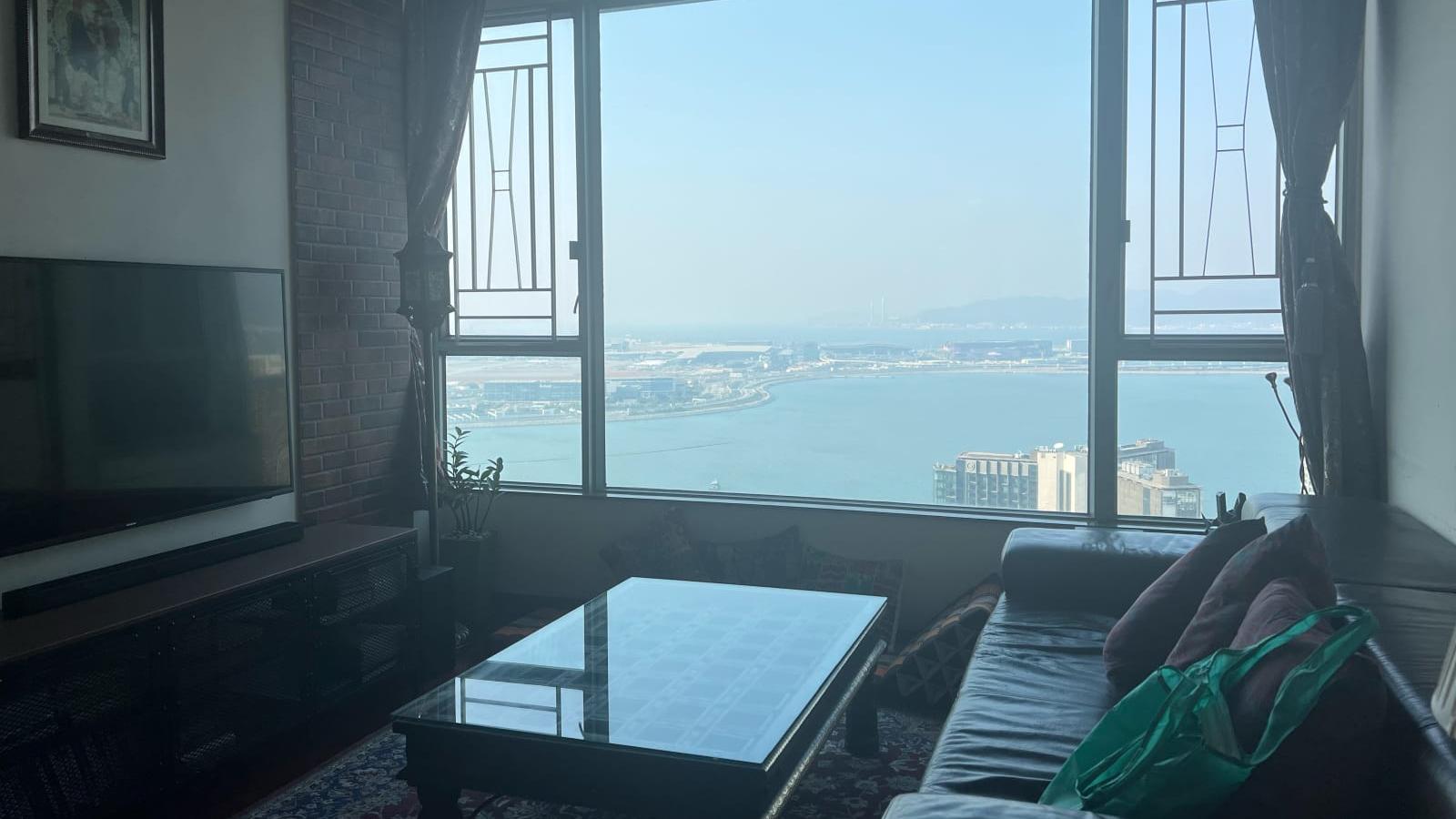 買家心儀單位享全機場海景，零議價承接。(代理提供)