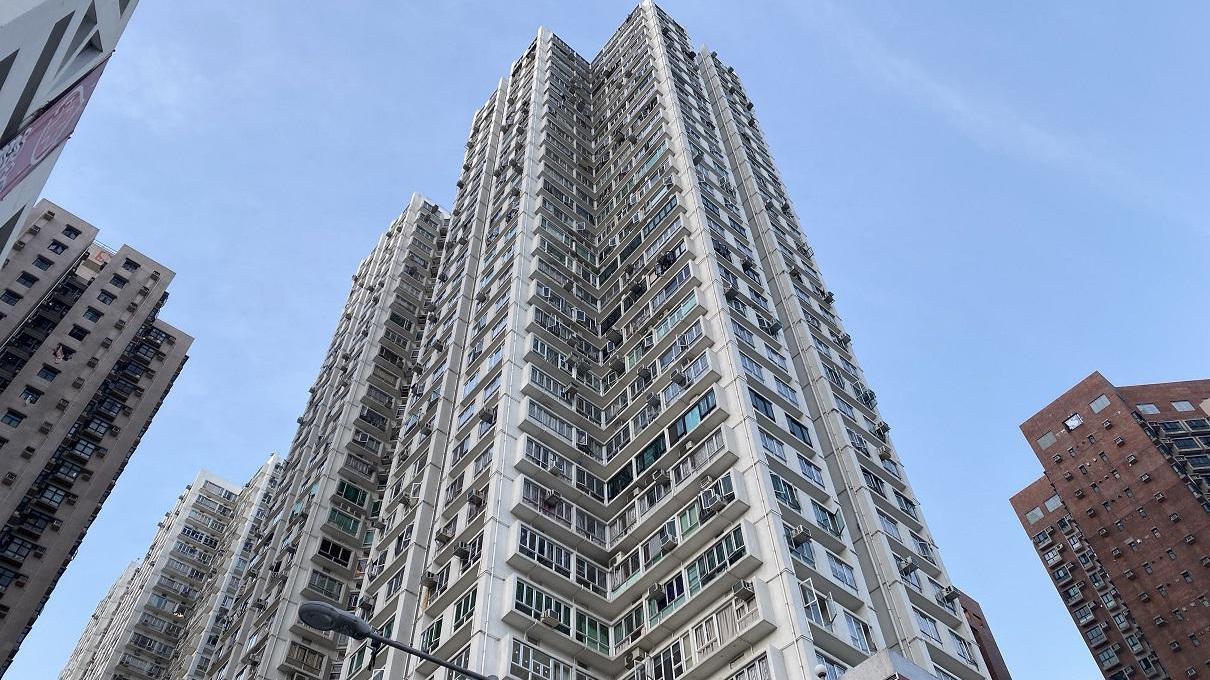 沙田希爾頓中心三房低層戶，20年升值460萬元易手。