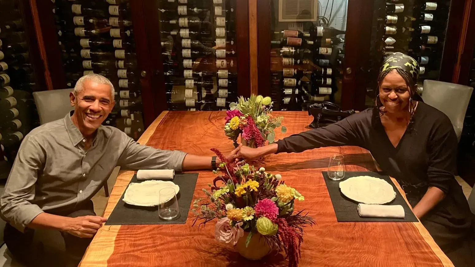 奧巴馬在妻子生日當天曬出甜蜜合照。（圖／翻攝X@BarackObama）