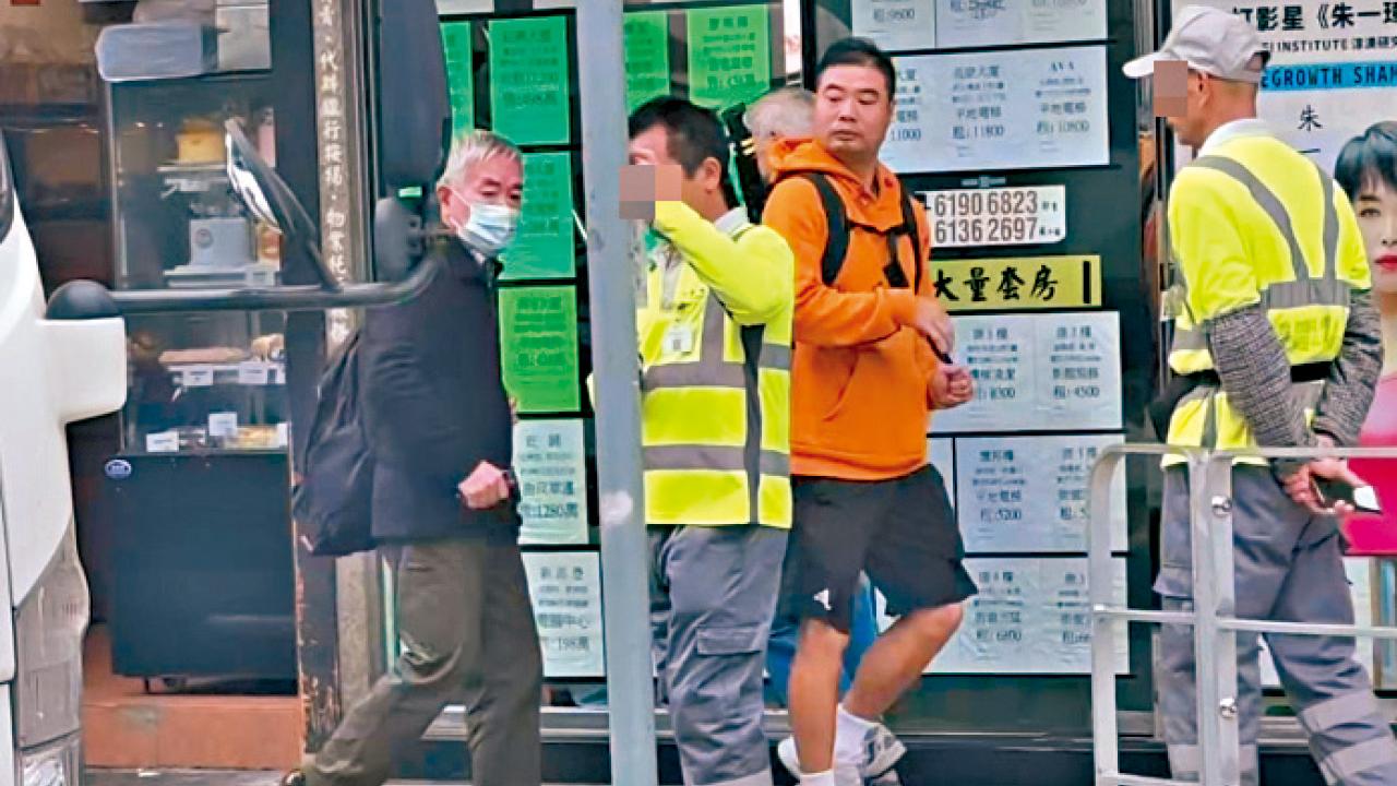 外判清潔工接連出事 街招自貼自清疑造假 洗水池害魚龜暴曬 議員批外判制度「三輸一贏」