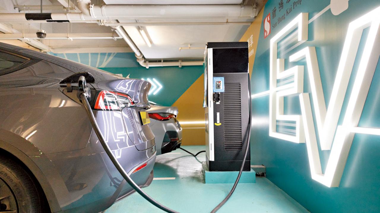 1.35億助的士業買電動車 撥3億增3千高速充電樁