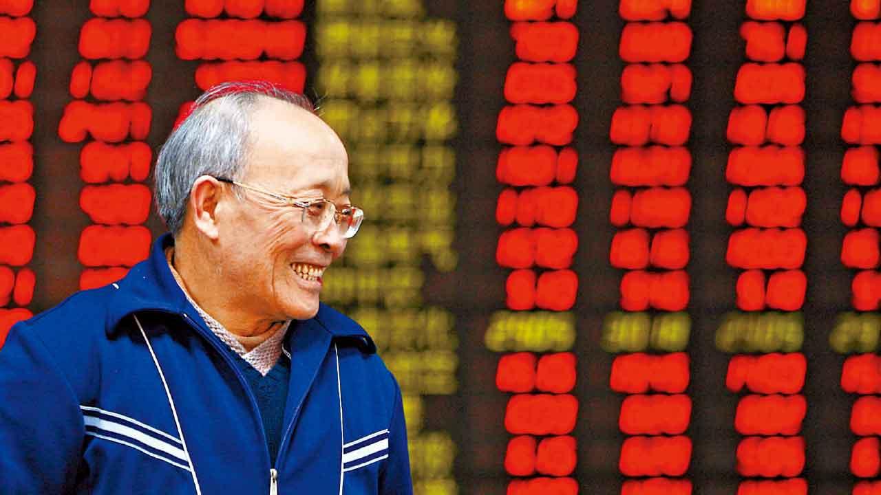 港股跑贏A股 北水瘋湧南下 憧憬試23000