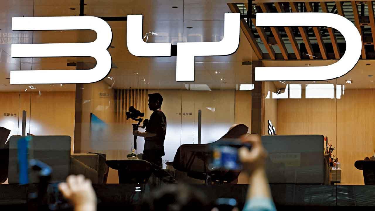 反彈超預期 半數科企超買 中金：闖去年高有難度 