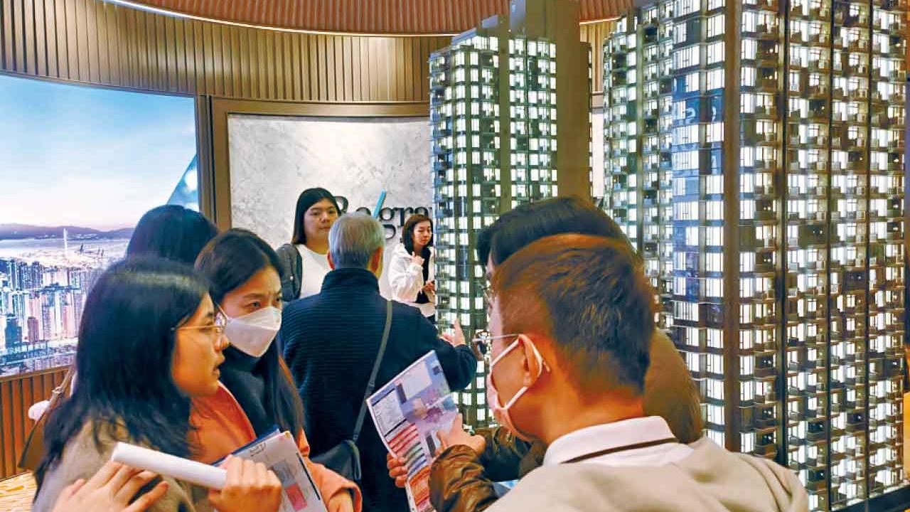 新盤氣氛轉熱 市區3盤收票齊錄超額