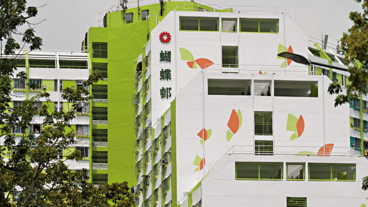 七旬翁倒斃蝴蝶邨單位內 44歲智障子疑伴屍兩日