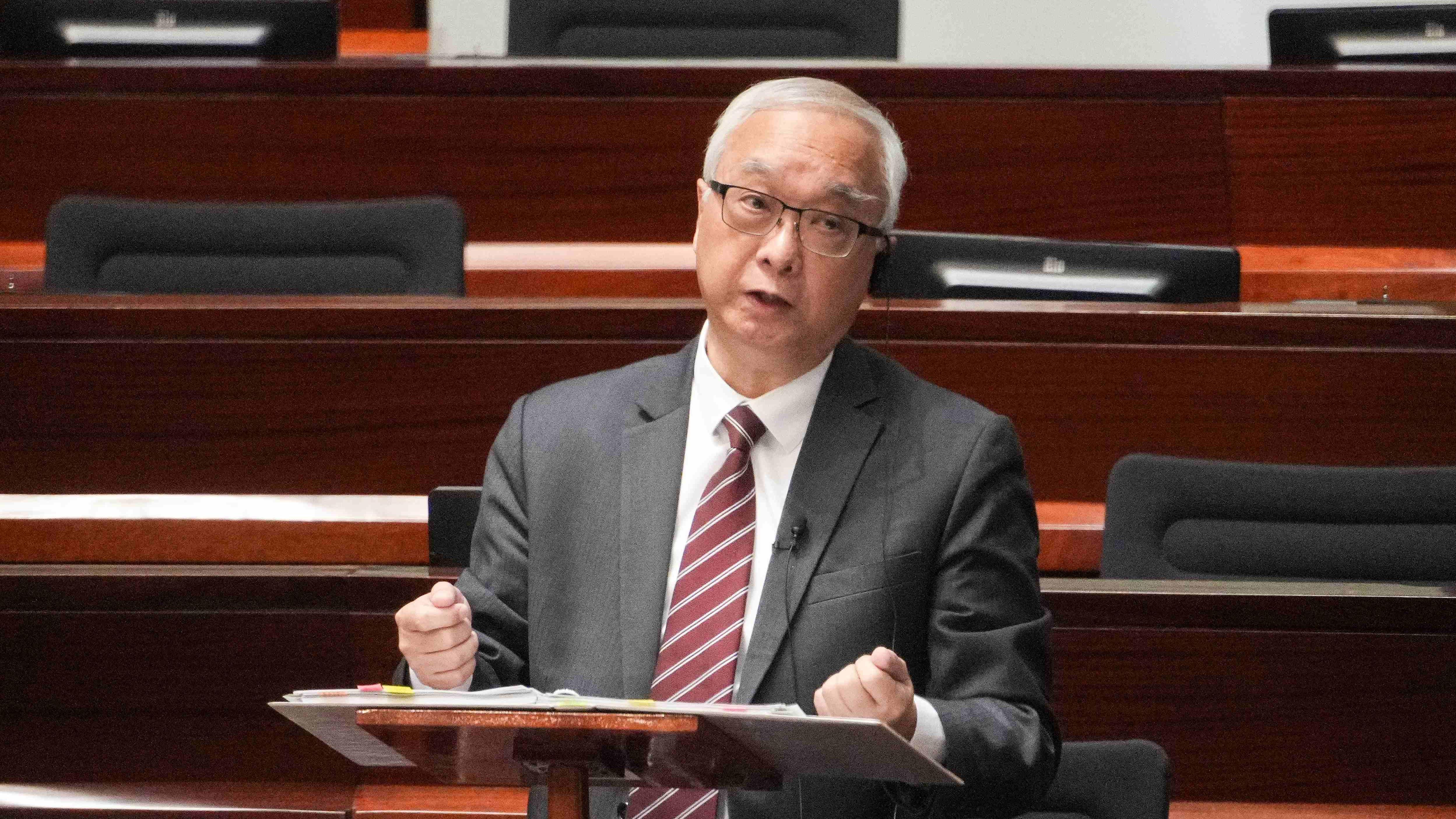 謝展寰稱生產者責任制擴至膠樽及紙包飲品盒可降低運作成本