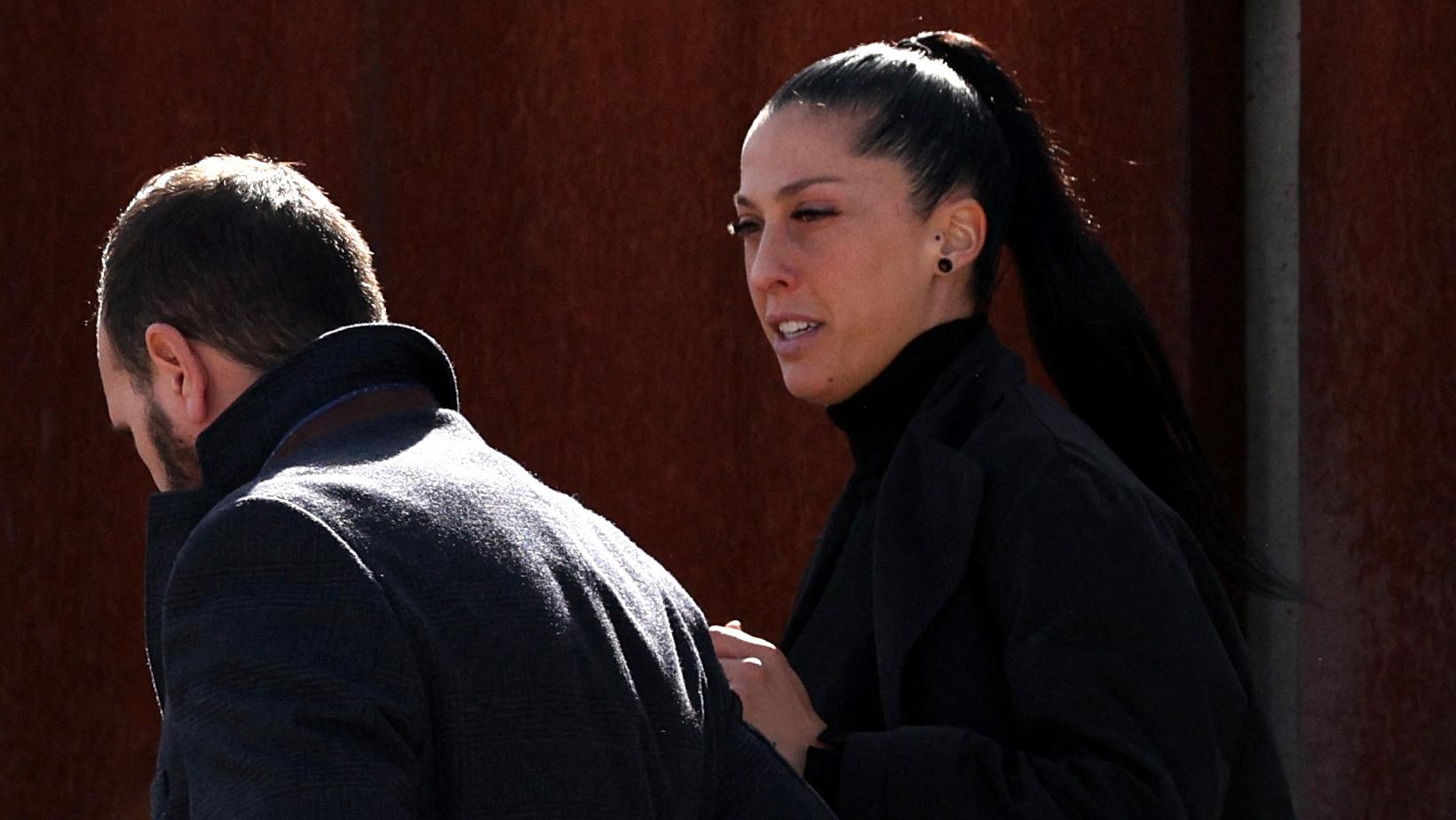 西班牙女足國腳的靴莫素出席聆訊。(路透社)