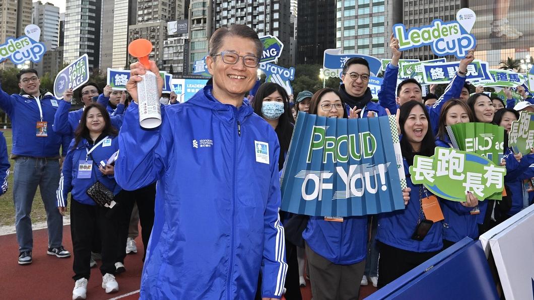 陳茂波指香港馬拉松是「以體塑旅」的典範案例之一。(陳茂波網誌)