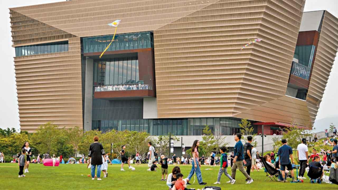 西九文化區本年度經常性營運赤字約10億 票務收入跌兩成年底辦古埃及展覽