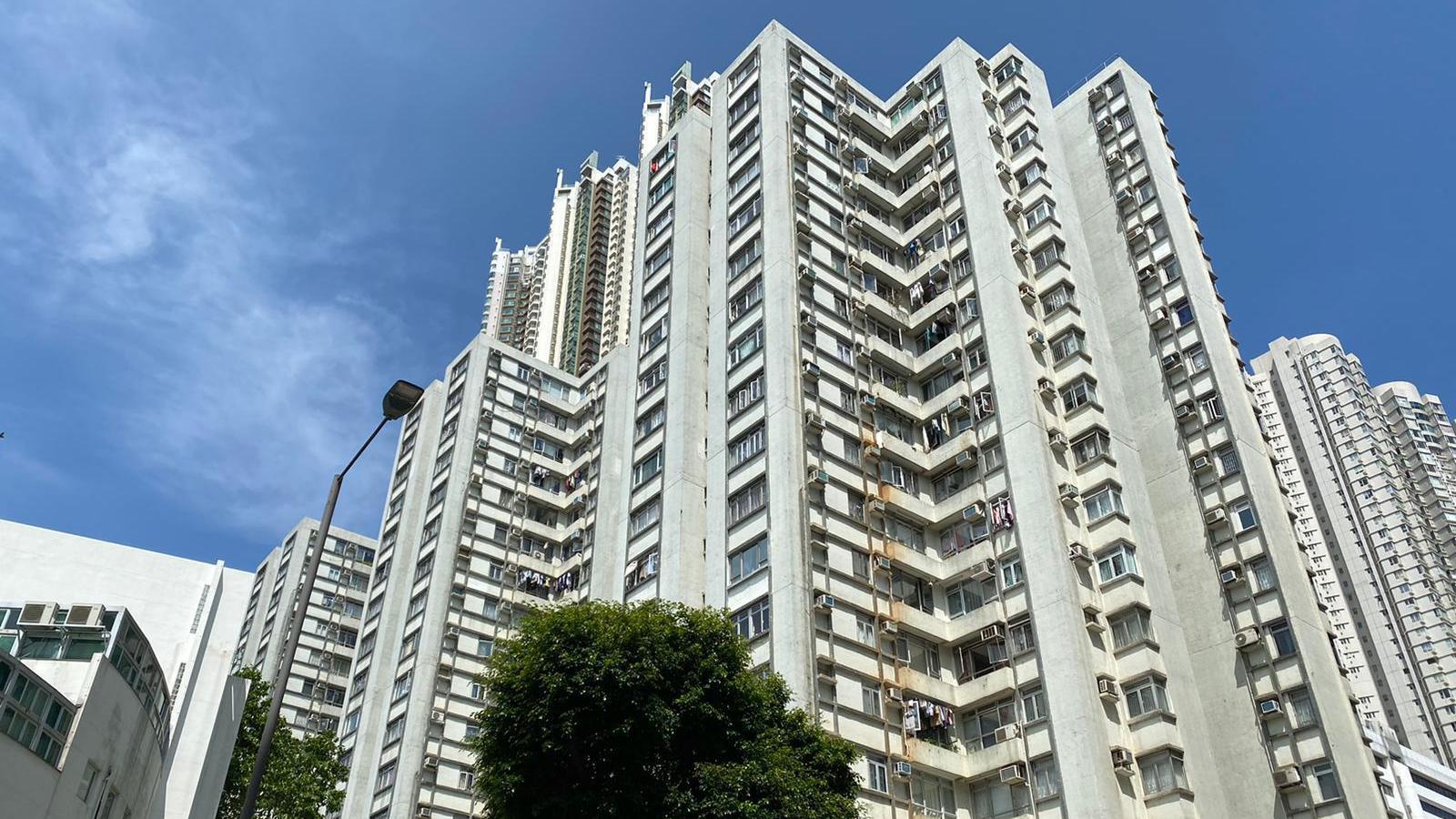 西灣河鯉景灣錄海景套三戶成交，獲外國回流客以1,162萬元承接。