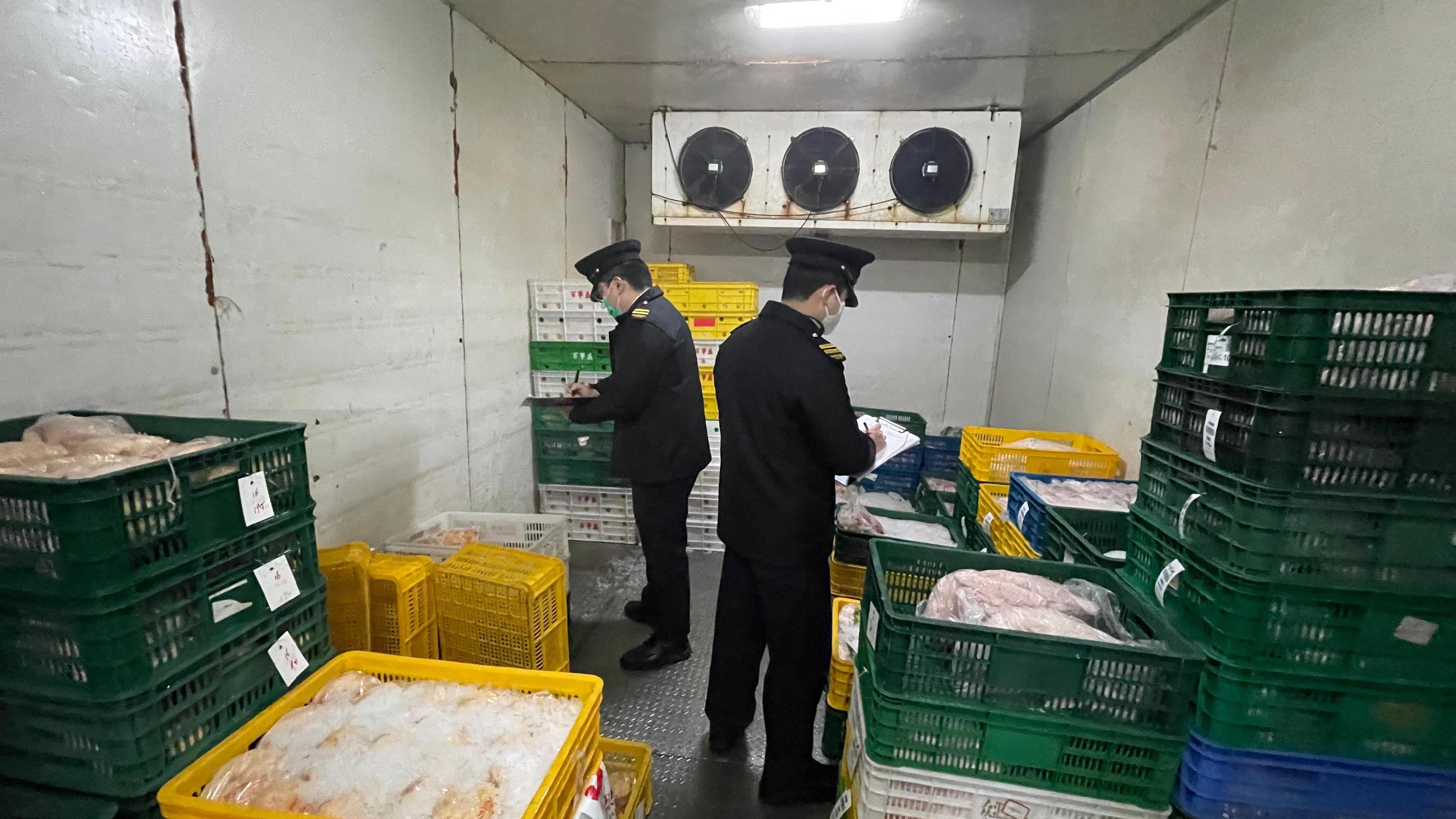 ​食環署,元朗,無牌凍房,衞生,冰鮮家禽,內臟