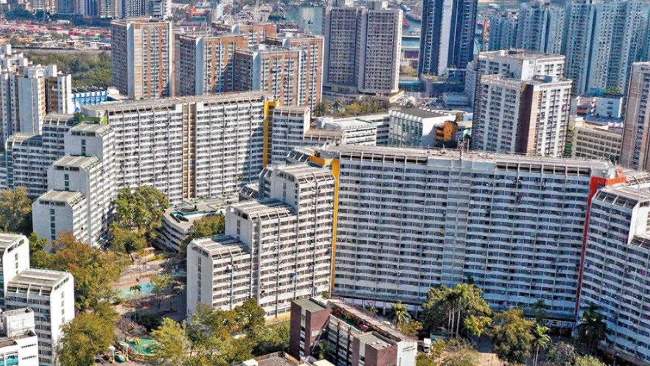 屯門蝴蝶邨長者倒斃單位　鄧家彪倡政府整合資料建高風險住戶名冊