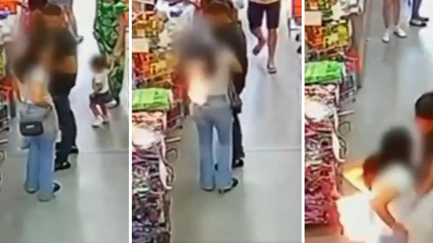 左至右：女子與丈夫選購貨品，放牛仔褲左邊後袋的手機突爆炸起火，火勢大，丈夫幫忙滅火。(互聯網)