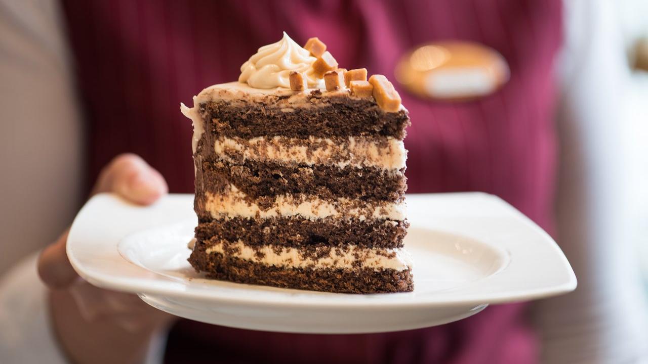 德國波昂大學附設醫院(UKB)、波昂大學和圖賓根大學附設醫院(University Hospital Tübingen)的研究人員發現，雖然抑鬱症患者普遍食慾較低，但他們更偏好碳水化合物。
